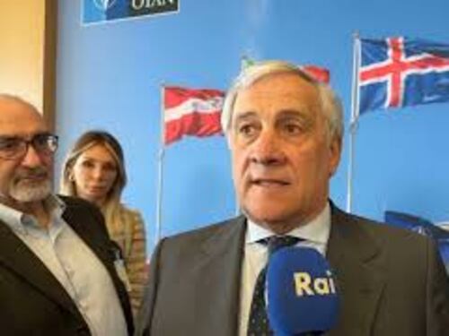 Tajani: Nato? "Dobbiamo raggiungere il 2% di spese in difesa, ma imposizione dazi non aiuta"