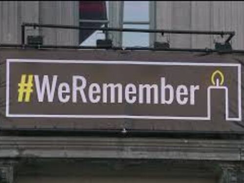 "We Remember", sull'Europa Building di Bruxelles l'omaggio per il Giorno della Memoria