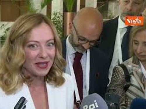 Meloni: "Macron a Roma? Su Italia-Francia si è montata tanta panna"