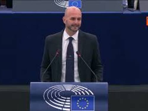 Procaccini (Ecr): Chi oggi attacca dazi Usa, ha gettato l'Ue in una palude socialista