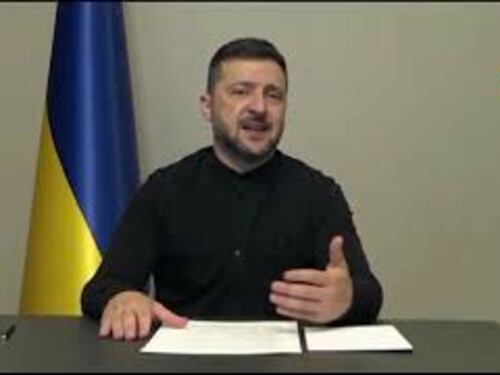 Zelensky: Meloni e suo team hanno un ruolo fondamentale per il sostegno della difesa ucraina