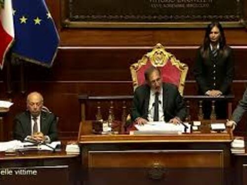 Gli auguri di La Russa in Aula al Presidente Mattarella per il suo compleanno