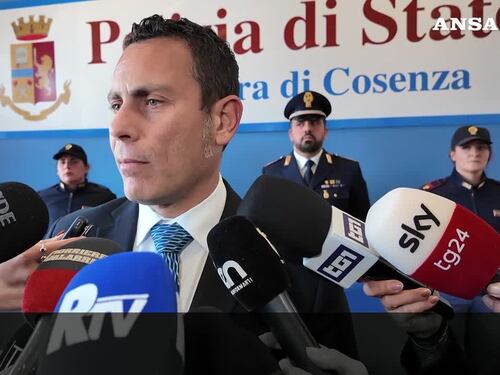 Neonata rapita, la polizia: "Vittima casuale, nessun contatto fra le famiglie"