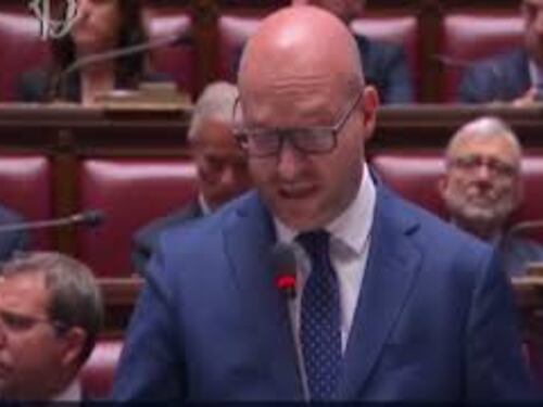 Lorenzo Fontana: "A Leone XIV rinnovo sentiti auguri di fecondo pontificato". Applauso alla Camera