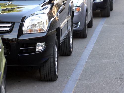 L'auto nuova? Un bene di lusso