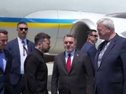 Zelensky arriva ad Ankara per incontrare Erdogan a margine dei colloqui ucraino-russi a Istanbul