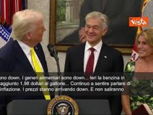 Trump: "Inflazione in calo, prezzi scendono. E non saliranno"