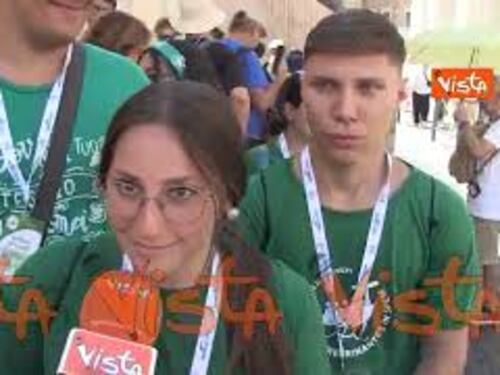 Giubileo dei giovani, le voci dei ragazzi a Piazza San Pietro: "Un'esperienza fantastica"