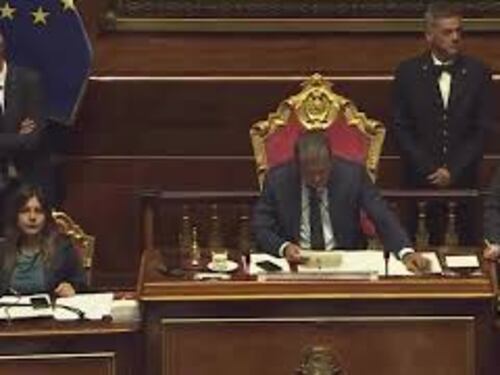 Sangiuliano non andrà a processo per chiave d'oro di Pompei, il Senato nega autorizzazione