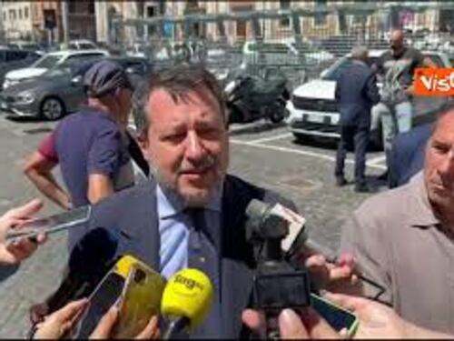 Campidoglio rimuove cartelli su ddl sicurezza, Salvini: E' imbarazzante e allucinante