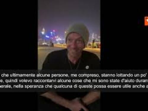 Chris Martin confessa sui social: Soffro di depressione, ecco come la combatto