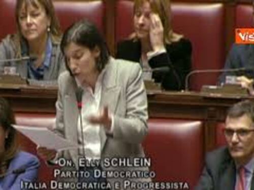 Schlein: "Ritardo treni è colpa delle opposizioni o di Peppa Pig?"