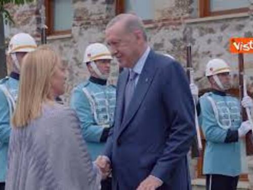 Incontro trilaterale tra Meloni, Erdogan e il Primo ministro libico Dbeibeh a Istanbul