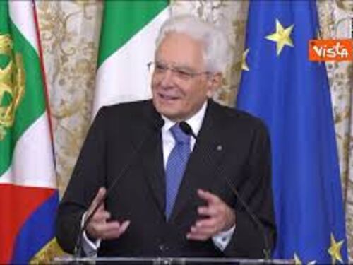 Mattarella a nazionale calcio femminile: Eventi sfortunati hanno impedito arrivo a finale europei
