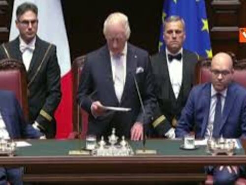 Re Carlo: Perdonateci se corrompiamo la vostra meravigliosa cucina, lo facciamo con affetto