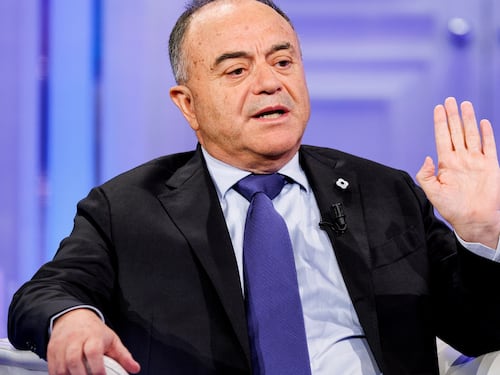 Gratteri alla ricerca di audience
