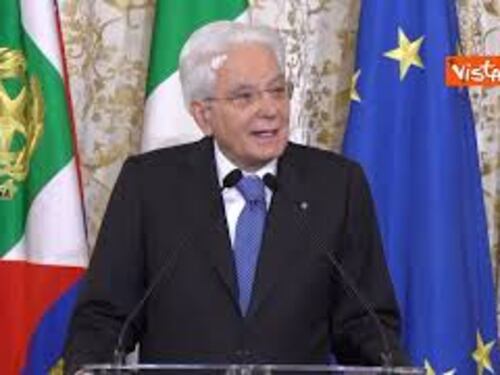 Mattarella a nazionale calcio femminile: Da preistoria per le donne più difficile ogni cosa