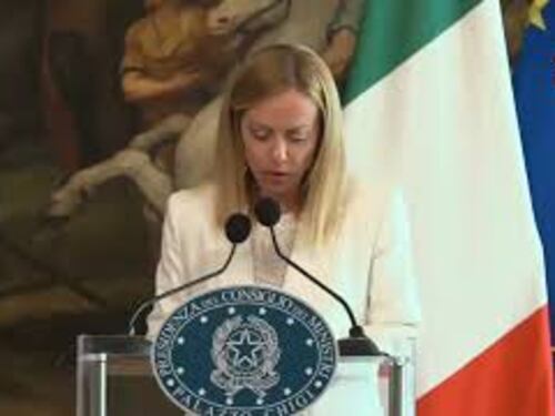 Dazi, Meloni: "Necessario raggiungere accordo vantaggioso per Ue e Usa entro il primo agosto"