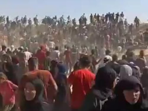 Caos e panico a Rafah mentre si distribuiscono gli aiuti