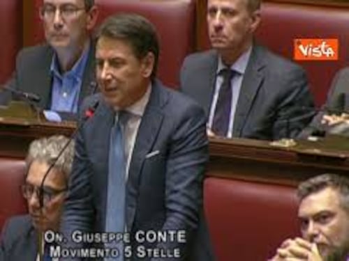 Conte a Meloni: Si è fatta spiegare male utili delle banche