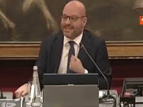 Fontana: Quasi impossibili esercito e politica estera comuni in Ue