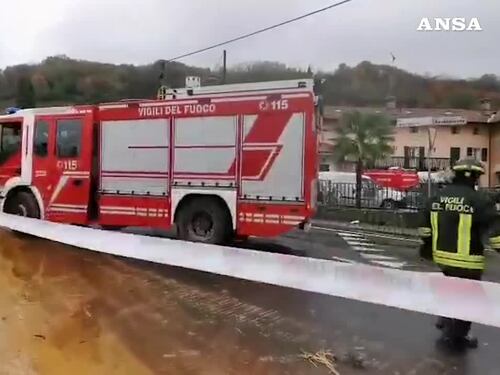 Frana travolge casa, persona estratta viva, due dispersi