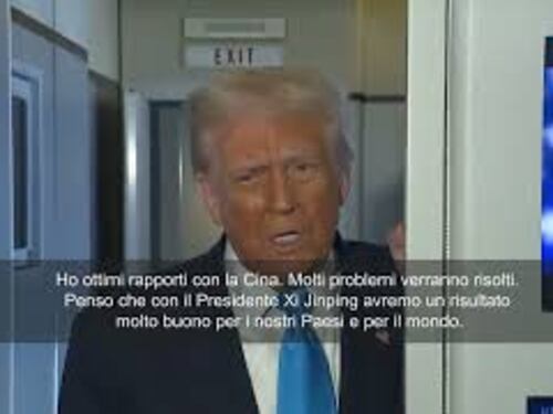 Trump sull'Air Force One: Mi attendo un buon incontro con Xi Jinping