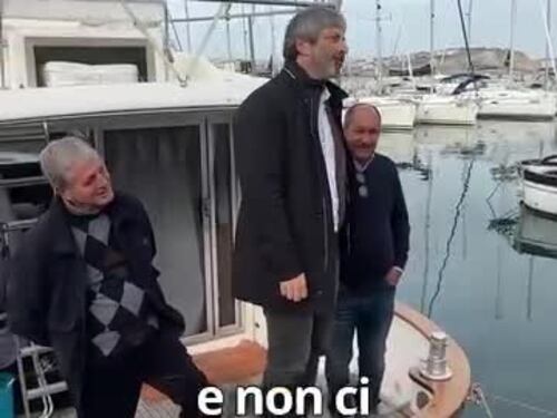 Il comizio di Fico sul supergozzo