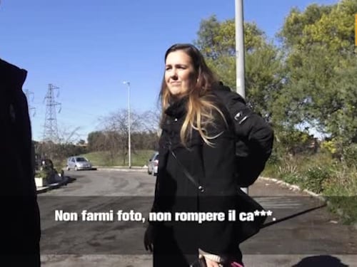 Soldi, auto e case a scrocco: il clan egiziano occupa il residence del comune