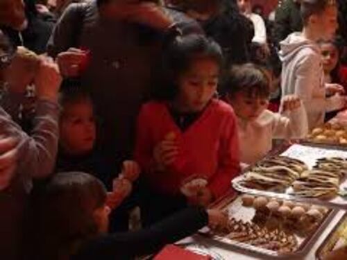 Zucchero filato e dolci al Quirinale per i bimbi delle case famiglia ospiti di Mattarella
