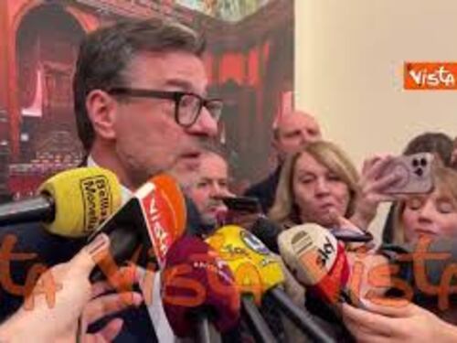 Manovra, Giorgetti: "Punto fondamentale è che abbiamo alzato i salari nel pubblico e nel privato"