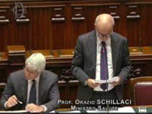 Professioni sanitarie, Schillaci: Valutiamo proroga di un anno per sospensione vincolo esclusività