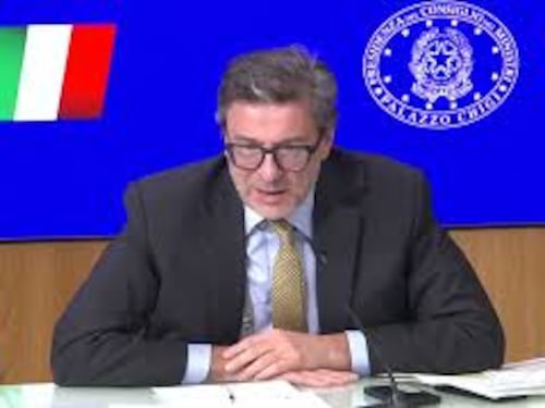 Manvra, Giorgetti: Impatto per banche sopportabile