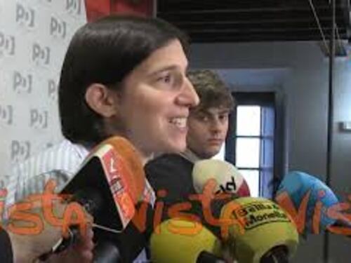 Manovra, Schlein: "La spesa pubblica scende su scuola e sanità, sale solo sulle armi"