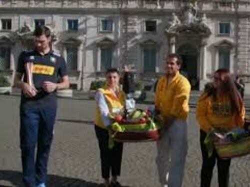 Coldiretti e campagna amica celebrano i campioni del mondo di pallavolo