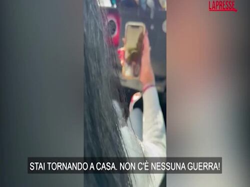 Gaza, la madre dell'ostaggio israeliano liberato Matan Zangauker parla al telefono con il figlio