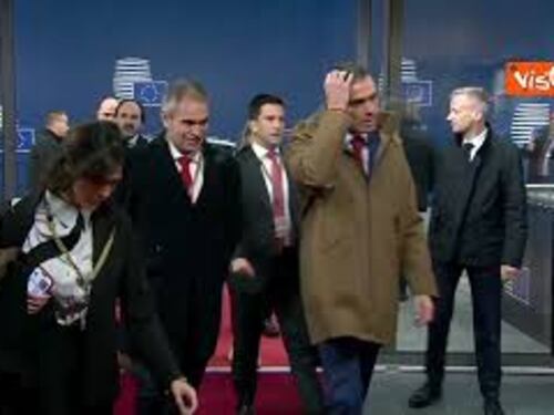 I leader europei arrivano al Consiglio Ue di Bruxelles. Tra gli altri, Meloni, Macron e Metsola