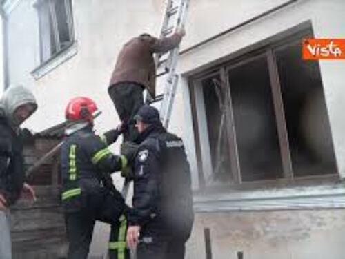 Guerra Ucraina, massiccio attacco russo colpisce Leopoli, 4 vittime