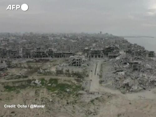 Gaza, prima e dopo il 7 ottobre: la distruzione della guerra ripresa dall'alto