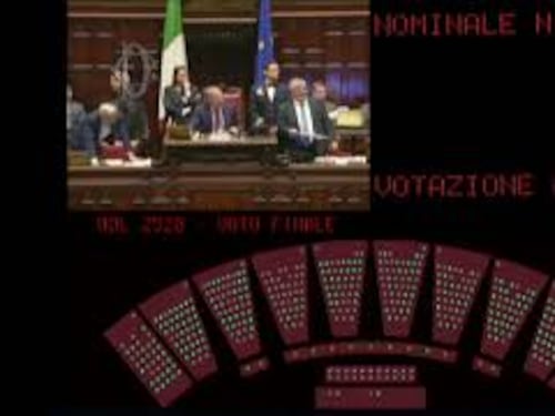 Ok unanime Camera per Ddl femminicidio, ora c'è l'ergastolo