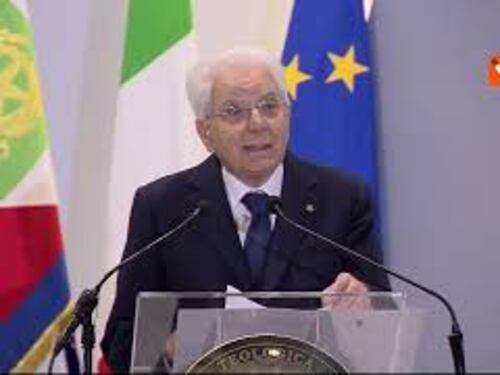Mattarella alla facoltà teologica di Napoli: Non è concesso essere neutrali di fronte a ingiustizie