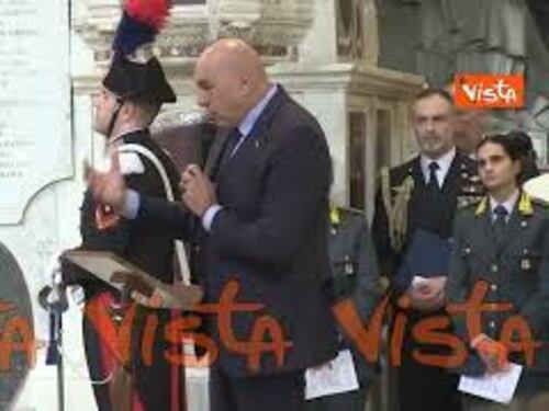Giornata caduti militari, Crosetto: "Ricorderemo ostinatamente chi ha servito lo Stato"
