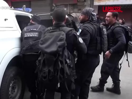 Rio de Janeiro: maxi blitz contro i narcos