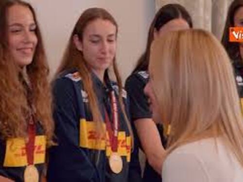 Meloni riceve a Palazzo Chigi Nazionali femminile e maschile di pallavolo dopo vittoria mondiali