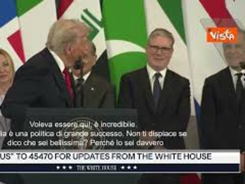 Trump a Meloni: Lo posso dire? È una bellissima donna. E una politica di grande successo
