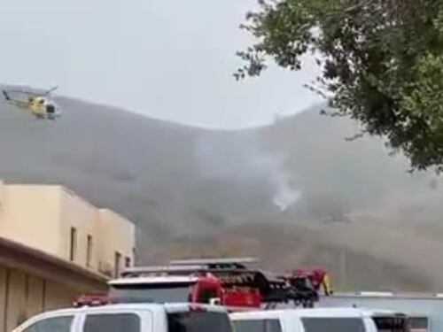 Kobe Bryant precipita con l'elicottero: il fumo e le fiamme dopo lo schianto