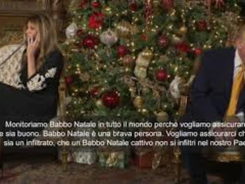 Trump al telefono con un bimbo: Tracciamo Babbo Natale per assicurarci che non sia infiltrato