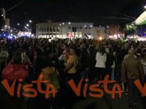 Il corteo per la Global Sumud Flotilla arriva a Piazzale Ostiense a Roma
