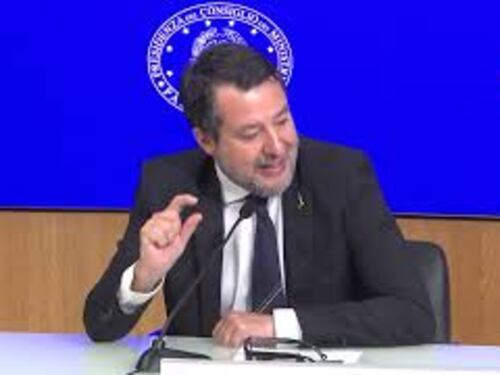 Manovra, Salvini: Molto contento per pace fiscale, platea di 16 mln di italiani