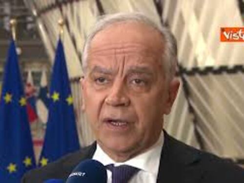 Migranti, Piantedosi: Centri in Albania potranno essere primi return hubs per l'Ue